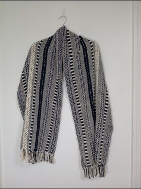 DII Design Imports Black White Woven Cotton Fringe Scarf Wrap Shawl Boho Chic